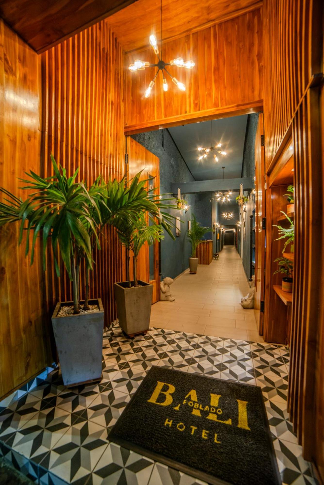 Hotel Bali At Poblado Medellín Kültér fotó
