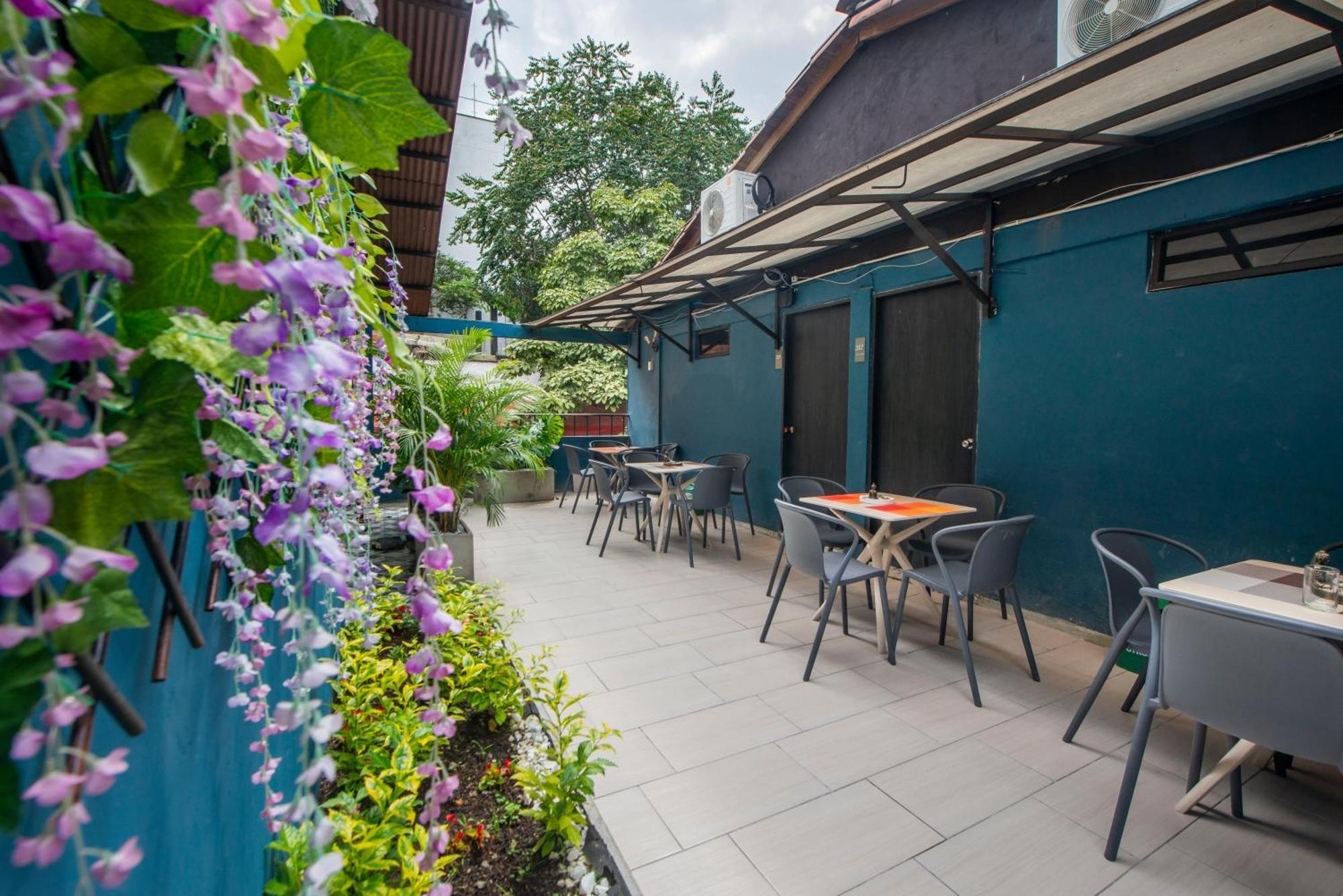 Hotel Bali At Poblado Medellín Kültér fotó