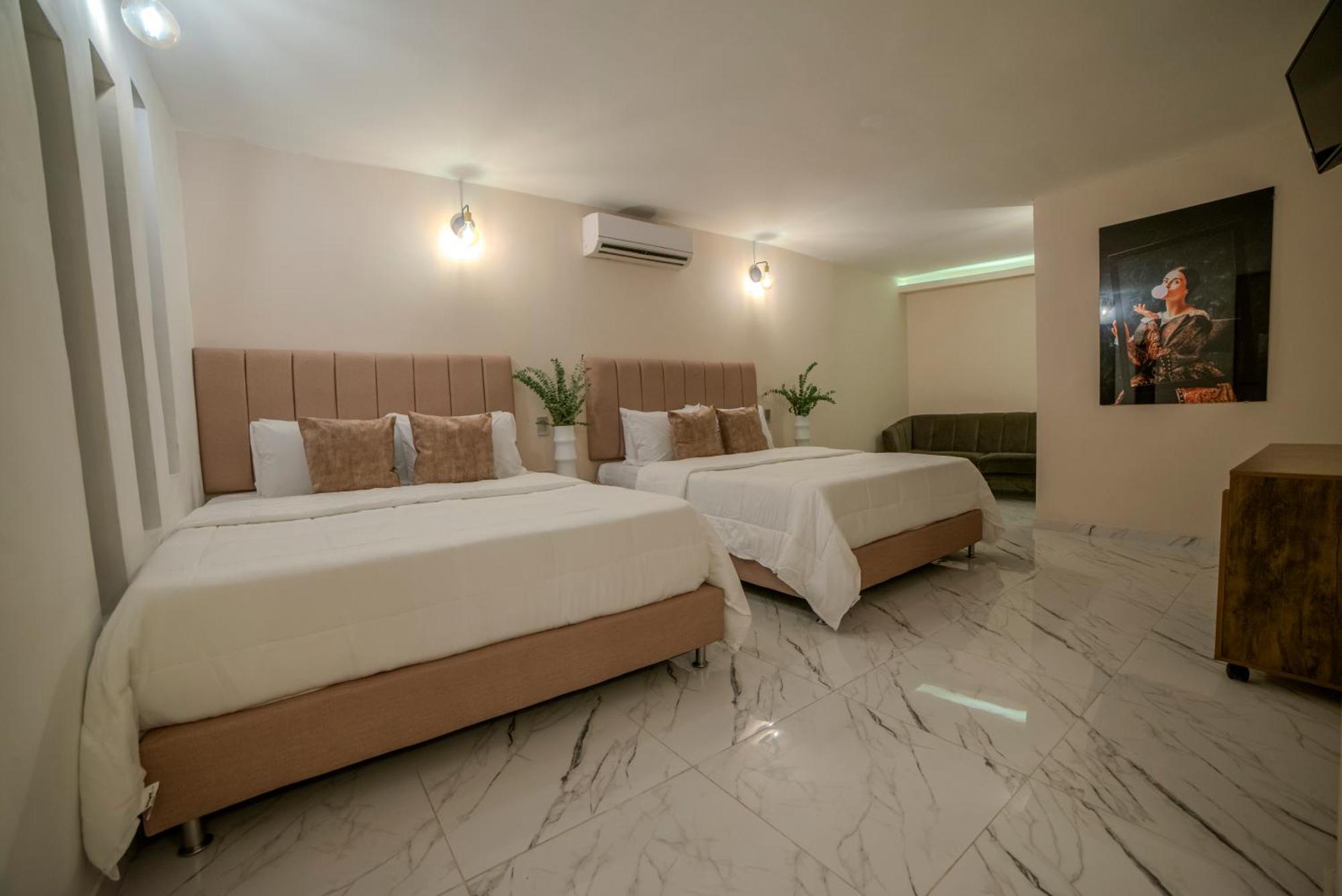Hotel Bali At Poblado Medellín Kültér fotó