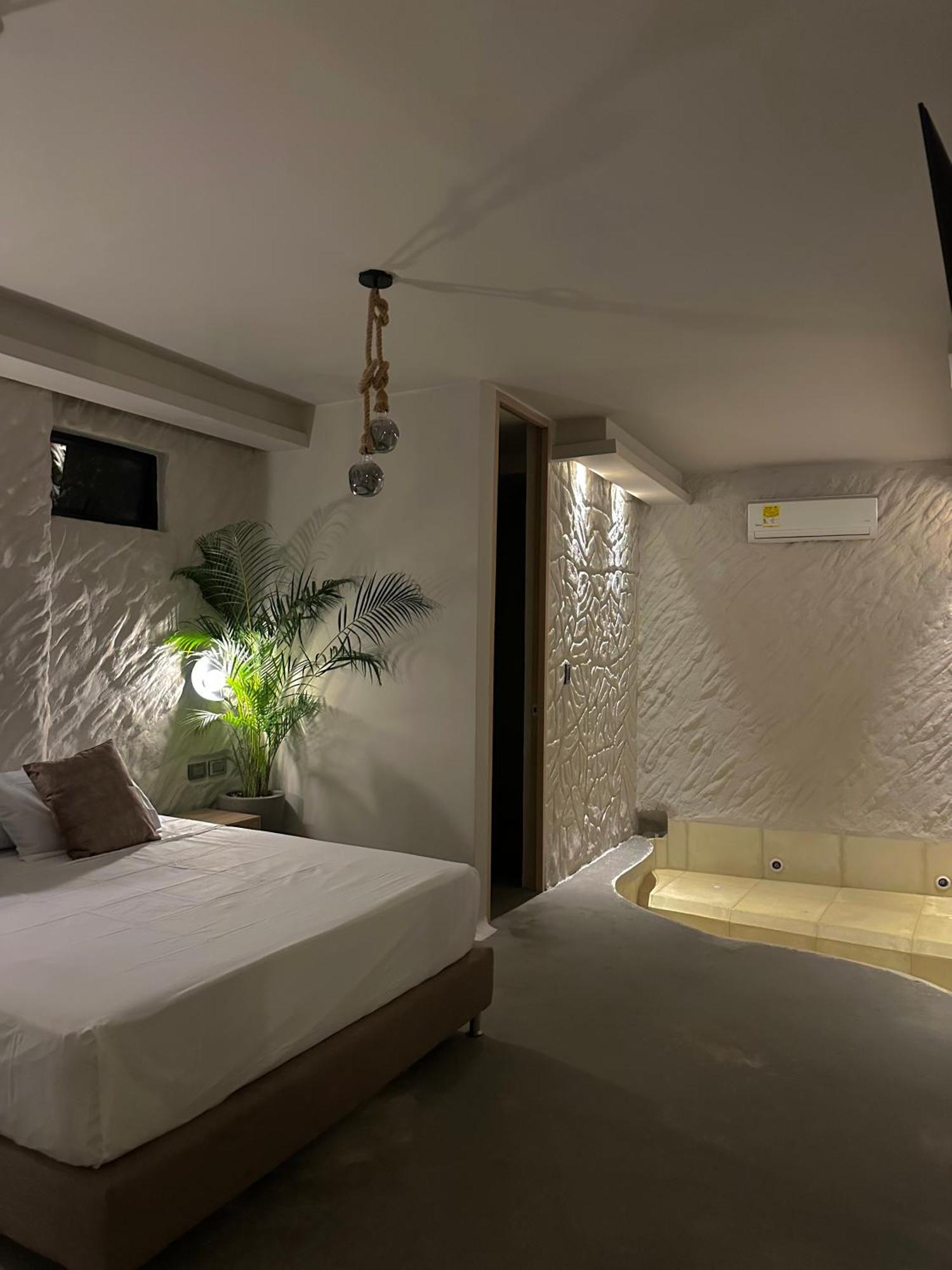 Hotel Bali At Poblado Medellín Kültér fotó