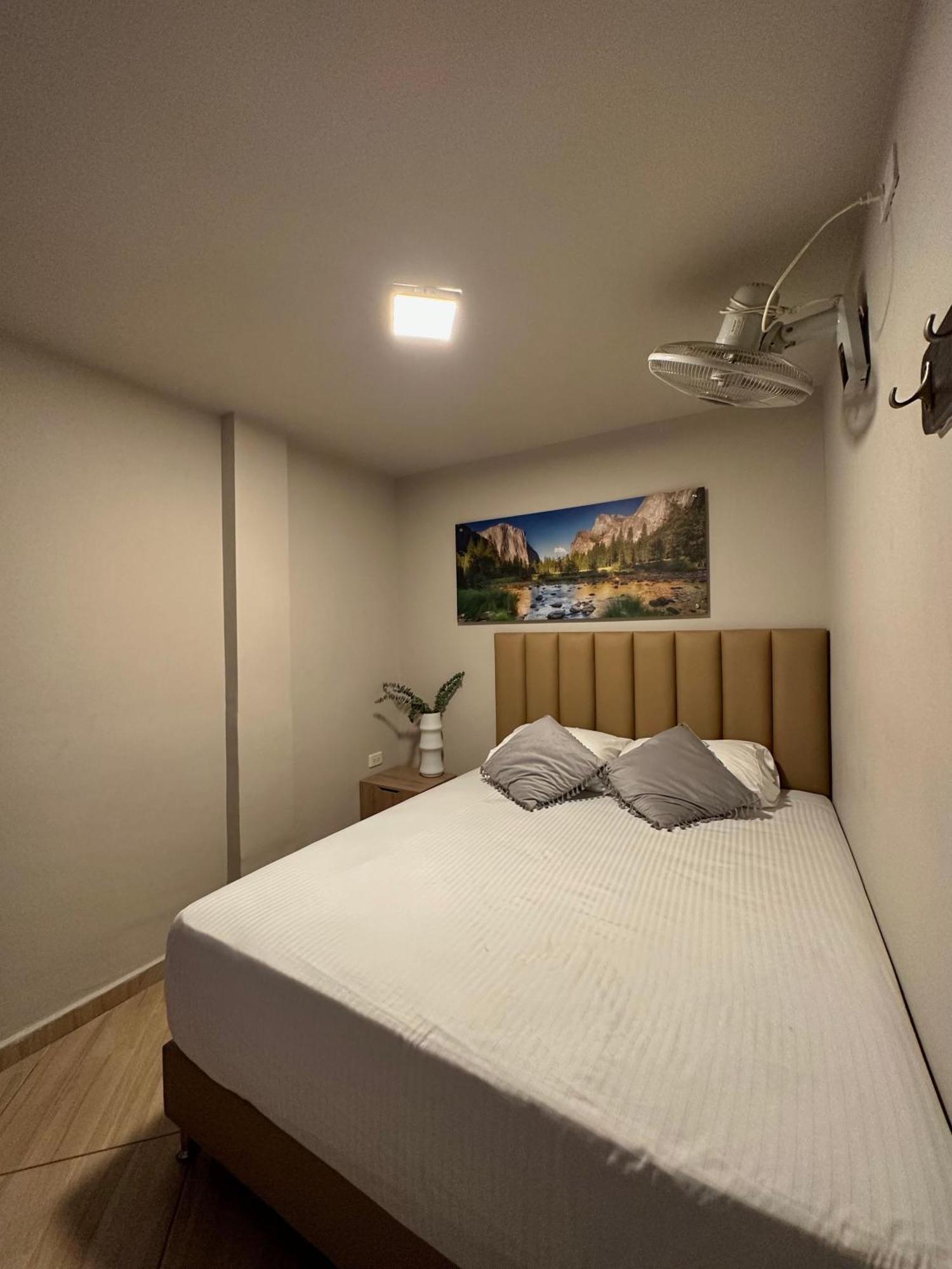 Hotel Bali At Poblado Medellín Kültér fotó