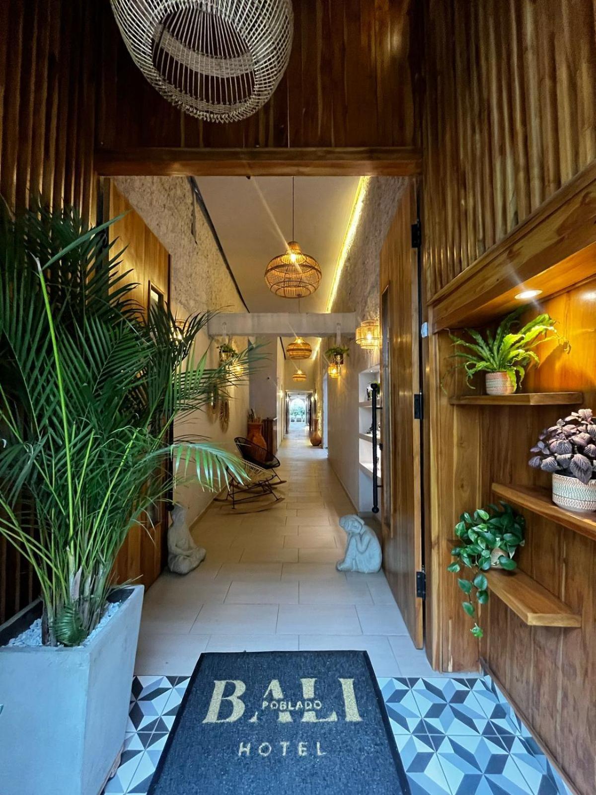 Hotel Bali At Poblado Medellín Kültér fotó
