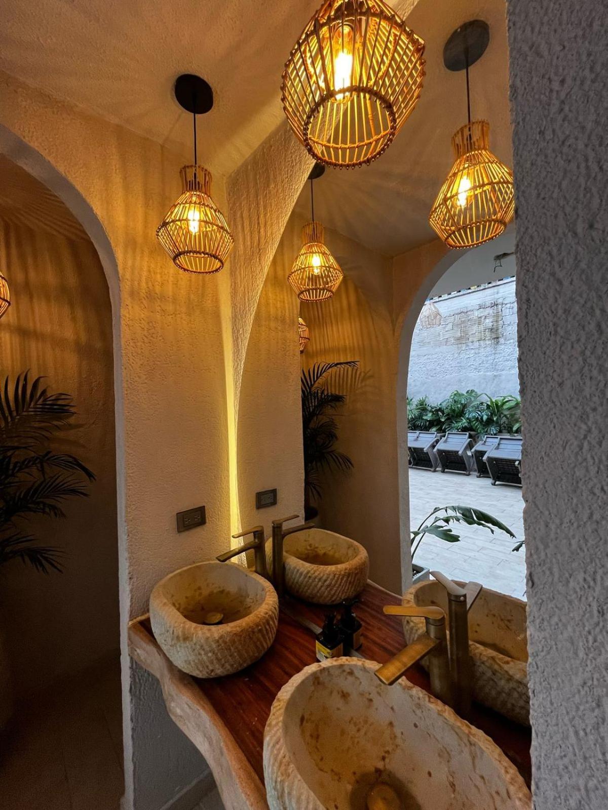 Hotel Bali At Poblado Medellín Kültér fotó
